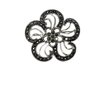 Vintage Brooch Silver Tone Flower Black Stones Swirl Pin‎